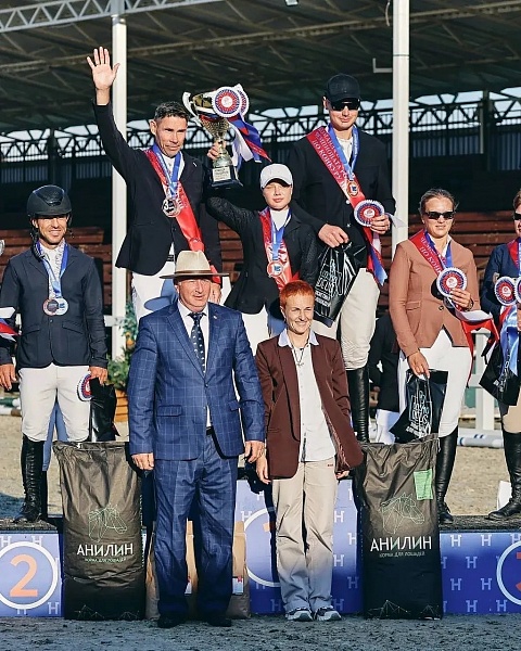 Команда Москвы-2 одержала победу на Чемпионате России по конкуру HL
